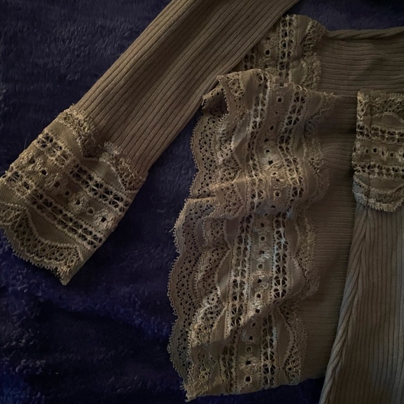 Urban Outfitters Top - Picture 3 of 4